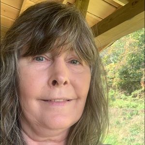 Meet your Posher, Sandy